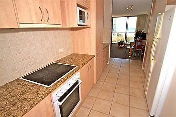 President Holiday Apartments - Absolute Beachfront Gold Coast