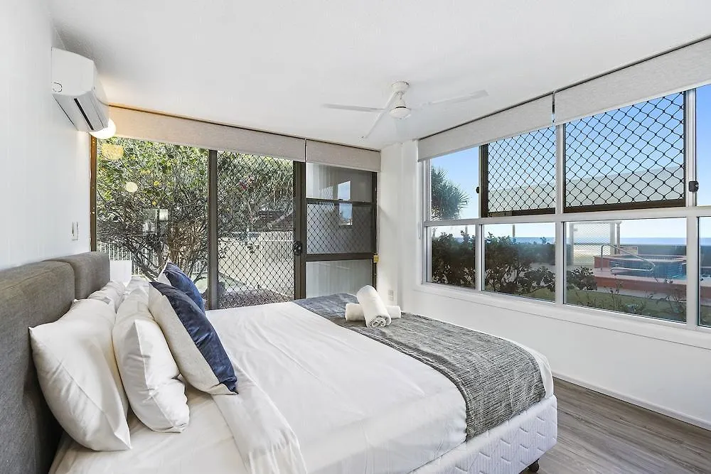 *** Lejlighedshotel President Holiday Apartments - Absolute Beachfront Gold Coast Australien