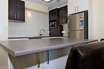 President Holiday Apartments - Absolute Beachfront Gold Coast